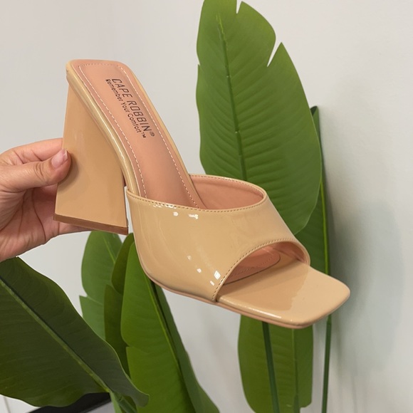 Nude Chunky Heels Square toe Mule - Picture 2 of 3